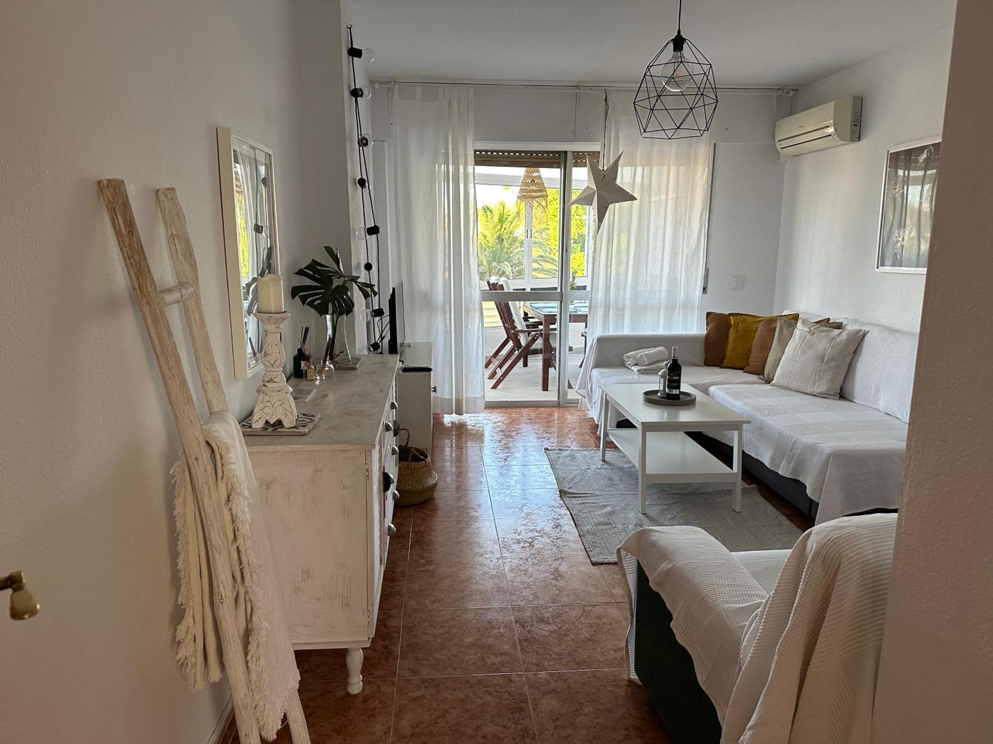 Charming & Cosy Beach Apartment Торремолинос Экстерьер фото