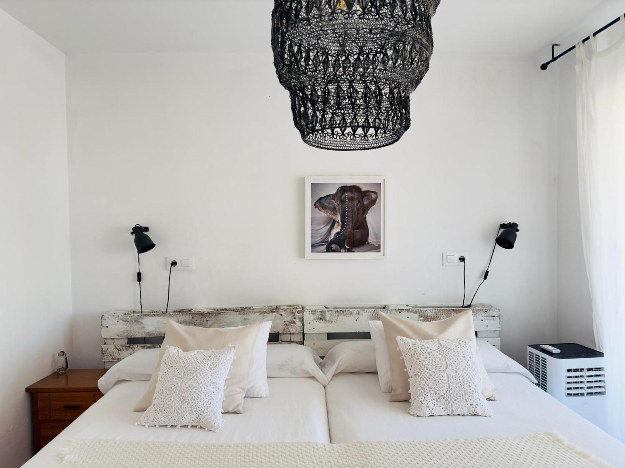 Charming & Cosy Beach Apartment Торремолинос Экстерьер фото